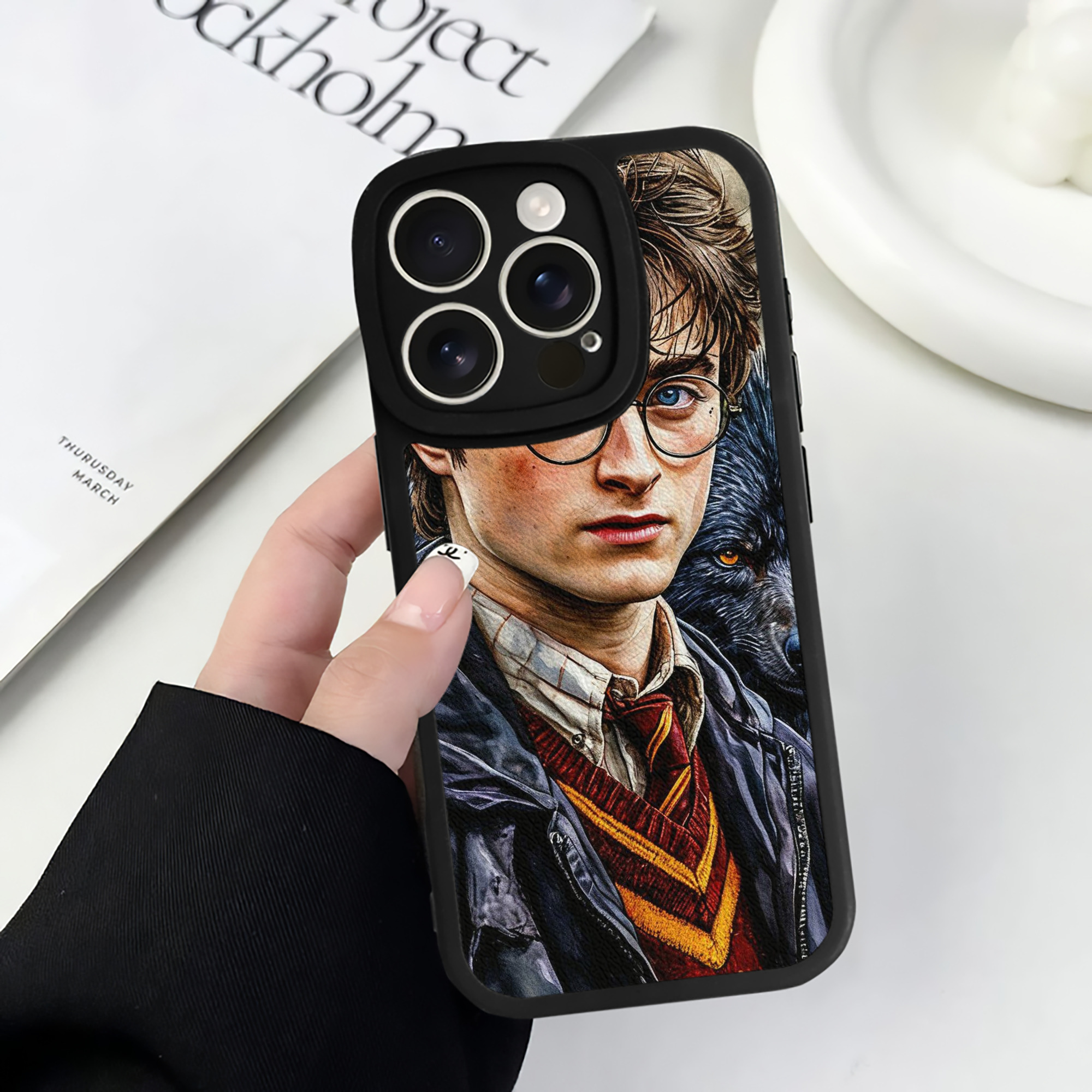 （画像用） Harry Potter ハリー・ポッターシリーズ 【iPhone 16シリーズ対応】シリコンスマホケース（レザー調） 材質：シリコン